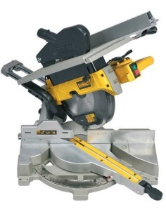 INGLETADORA DEWALT C/MESA TELESCOPICA D27112 (1600w.)